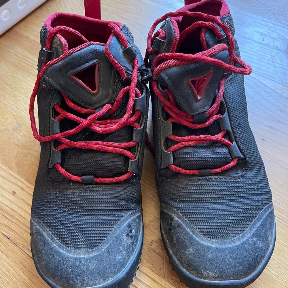 Hiking Vivobarefoot boots in excellent condition
